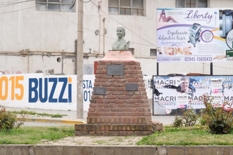 DSCF1474 (Medium).JPG